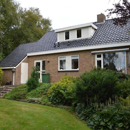 Cozy Vacation Home With A Private Garden Mantinge Eksteriør bilde